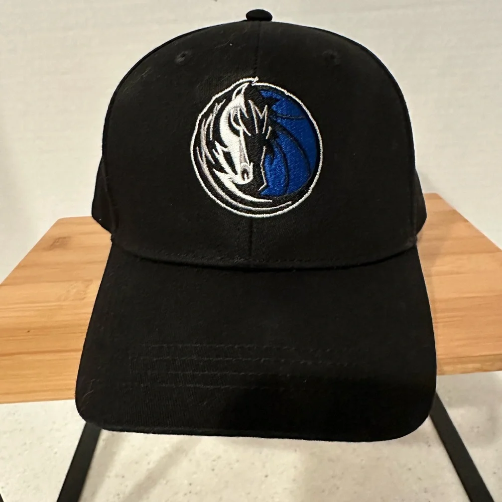 COPY - Dallas Mavericks NBA Basketball Sprite Logo Baseball Hat Cap. NWOT.Adul…